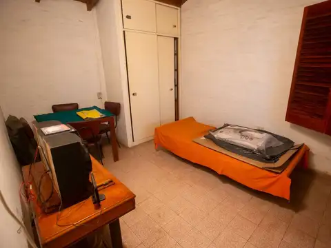 CASA 4 AMBIENTES MONTE GRANDE EN VENTA