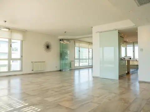 Departamento en Venta de 4 dormitorios