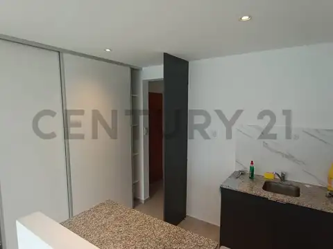 MONOAMBIENTE CON COCHERA EN ALQUILER.