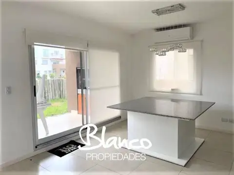 Lago del Sendero 100