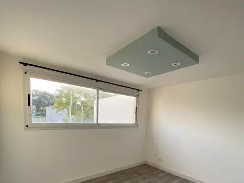 Depto Tipo Casa en Venta 4 años