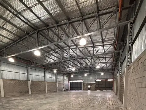 Galpon en Alquiler en Loma Hermosa, $ 7.500.000