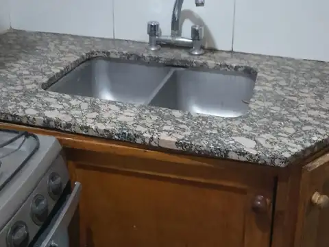 Depto Tipo Casa en Venta con 1 cocheras