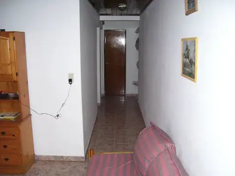 LOCAL EN VENTA +  2 DEPARTAMENTOS EN LA PLATA