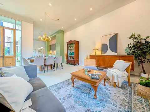 Casa en Venta con 1 cochera