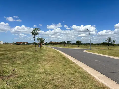 Terreno en Venta de 706,0 m2