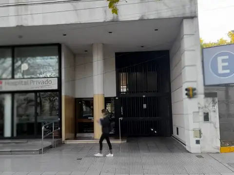 Pellegrini 2000, Piso 0