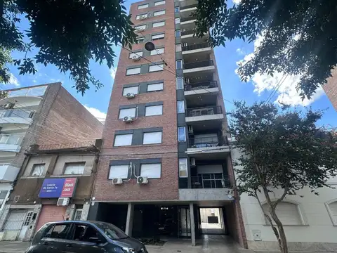 VENTA COCHERA  PLANTA BAJA, BARRIO LA SEXTA
