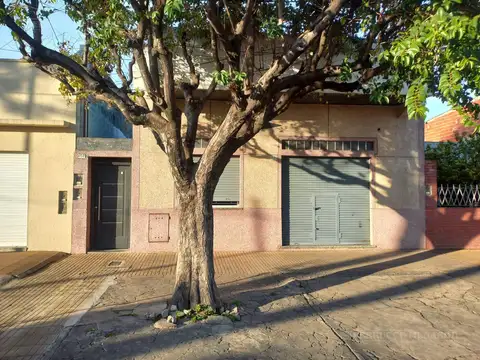 Casa sobre lote de 8.66x43