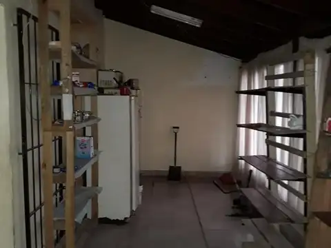 Casa quinta de 1500 m2 en Villa Jardín, San Pedro. Oportunidad!