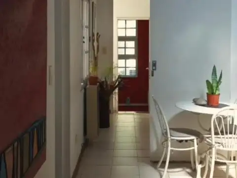 Depto Tipo Casa en Venta con 1 cocheras