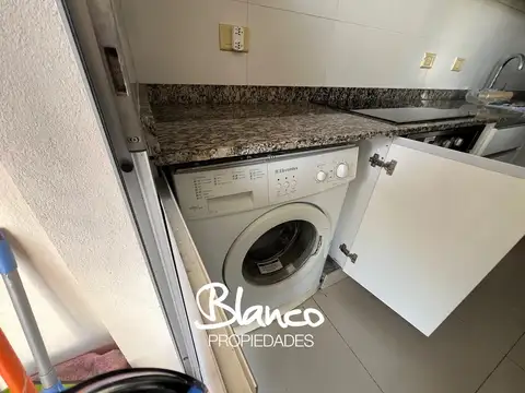 Departamento en Alquiler con 1 cocheras