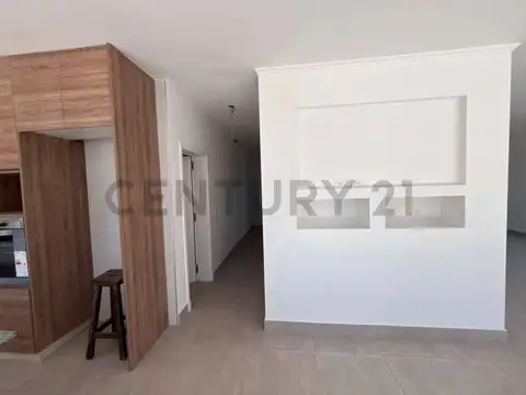 Casa 6 ambientes con 2 baños