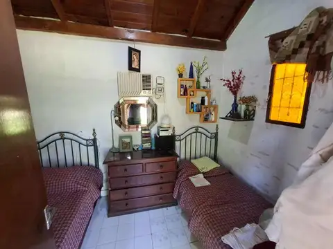 Casa 2 ambientes con 1 baño