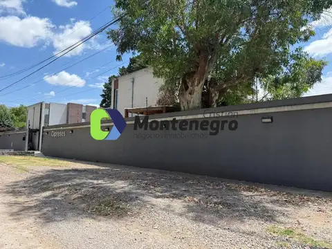 Casa - Venta - Argentina, Berazategui - Calle 125 4450