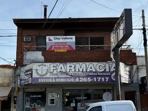 Local y dos departamentos. Ideal inversor