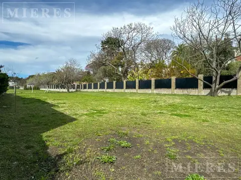 Terreno en Venta de 877,0 m2