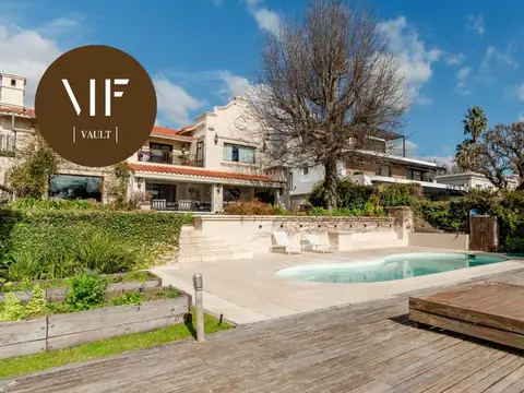 Estupenda casa en venta con amarra en el Boating Club, Beccar, San Isidro.