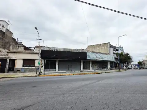 Local en Venta en Piñeyro, USD 230.000