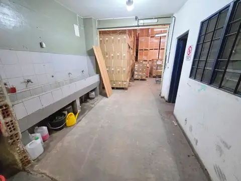 Galpon en Venta 8,66  mts Frente