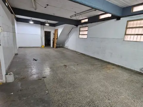 Galpon en Alquiler en Mataderos, $ 3.800.000