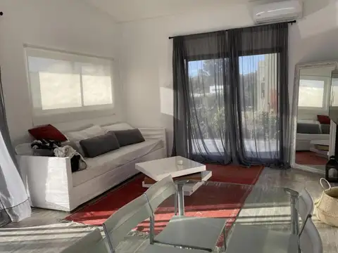 Casa en Venta en Pilar del Este - Santa Guadalupe, USD 220.000