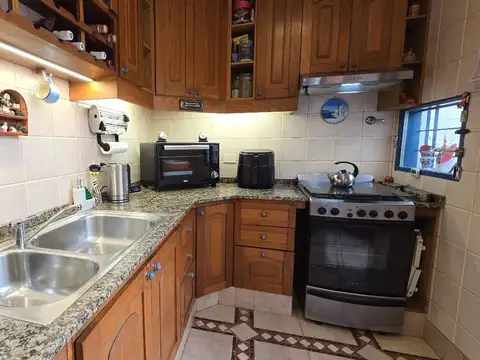 Depto Tipo Casa en Venta de 4 ambientes