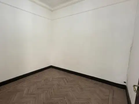 Depto Tipo Casa en Venta en Caballito, USD 123.000