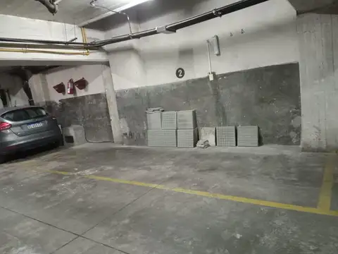 Cochera en Venta ubicada en del Signo al 4000