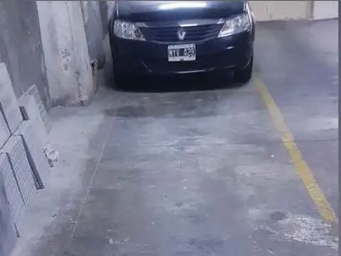 Cochera en Venta ubicada en del Signo al 4000