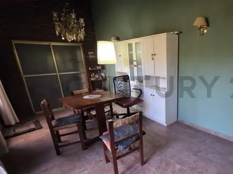 Calle 88 100, Piso 0