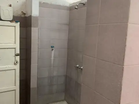 Galpon en Venta 8  mts Frente