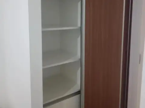 José Hernández e/ Lisandro de la Torre y Pasaje Leandro N. Alem