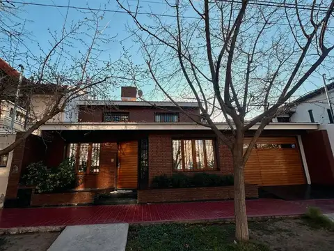 Casa en Venta de 5 dormitorios