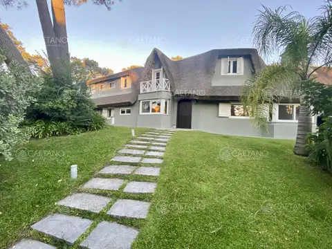 Casa en Alquiler Temporal de 5 dormitorios