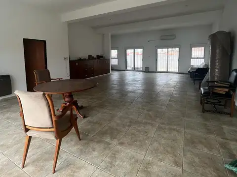 Local en Alquiler en Avellaneda, $ 1.600.000