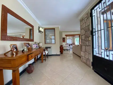 Casa en Venta de 5 dormitorios