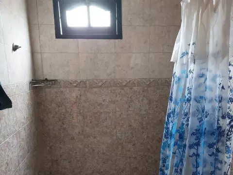 Casa en Venta! cerca de la Av. Castelli