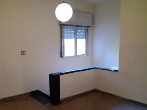 Depto Tipo Casa en Venta en Valentin Alsina, USD 49.900