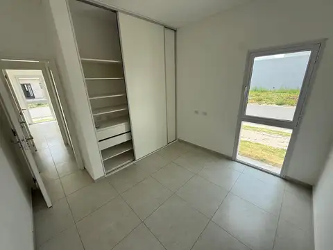 Depto Tipo Casa en Alquiler A Estrenar