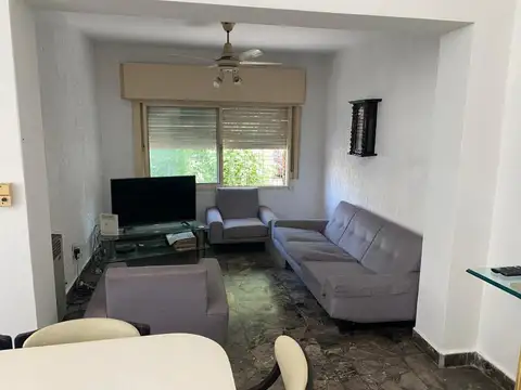 Casa ph 3 ambientes con garage y terraza en Villa Pueyrredon