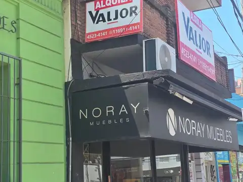 Depto Tipo Casa en Alquiler de 4 ambientes