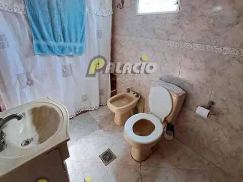 Depto Tipo Casa en Venta con 1 cocheras