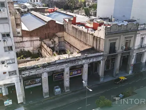 Avenida Paseo Colón  al 1300