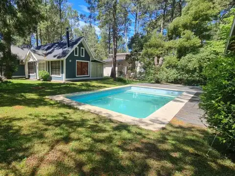 Casa en Venta en Carilo, USD 240.000