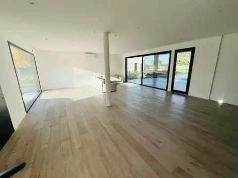 Casa en Venta en Haras Santa Maria, USD 380.000