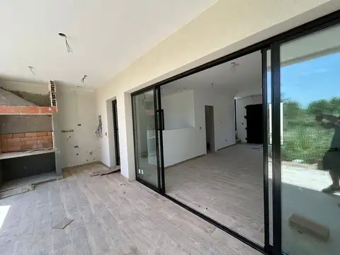 Casa en Venta en La Lonja, USD 189.000