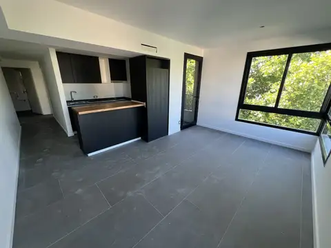 Edificio Sarandi - Exc. depto 2 ambientes c/ balcón - 50.38m2