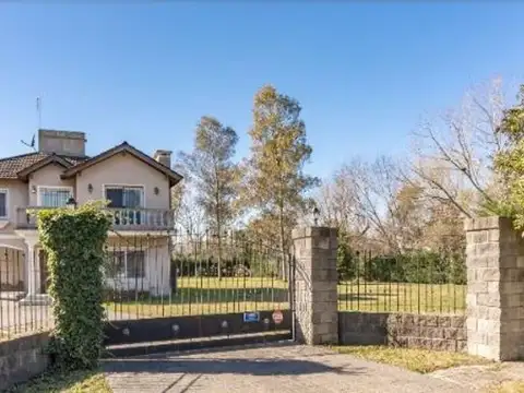 CASA QUINTA EN VENTA EN FRANCISCO ALVAREZ