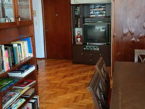 Córdoba 2300, Piso 6